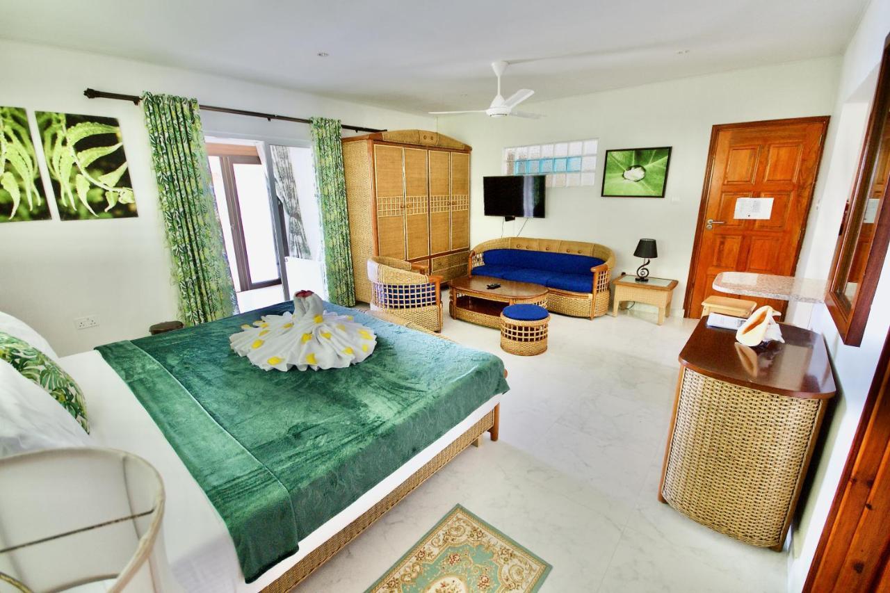 Sea Splash Self Catering And La Petite Maison Grand Anse  Bagian luar foto