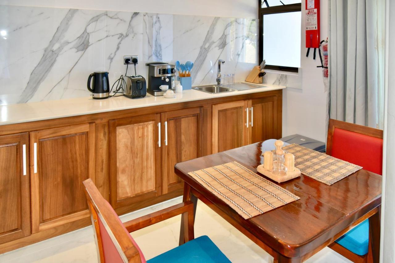 Sea Splash Self Catering And La Petite Maison Grand Anse  Bagian luar foto