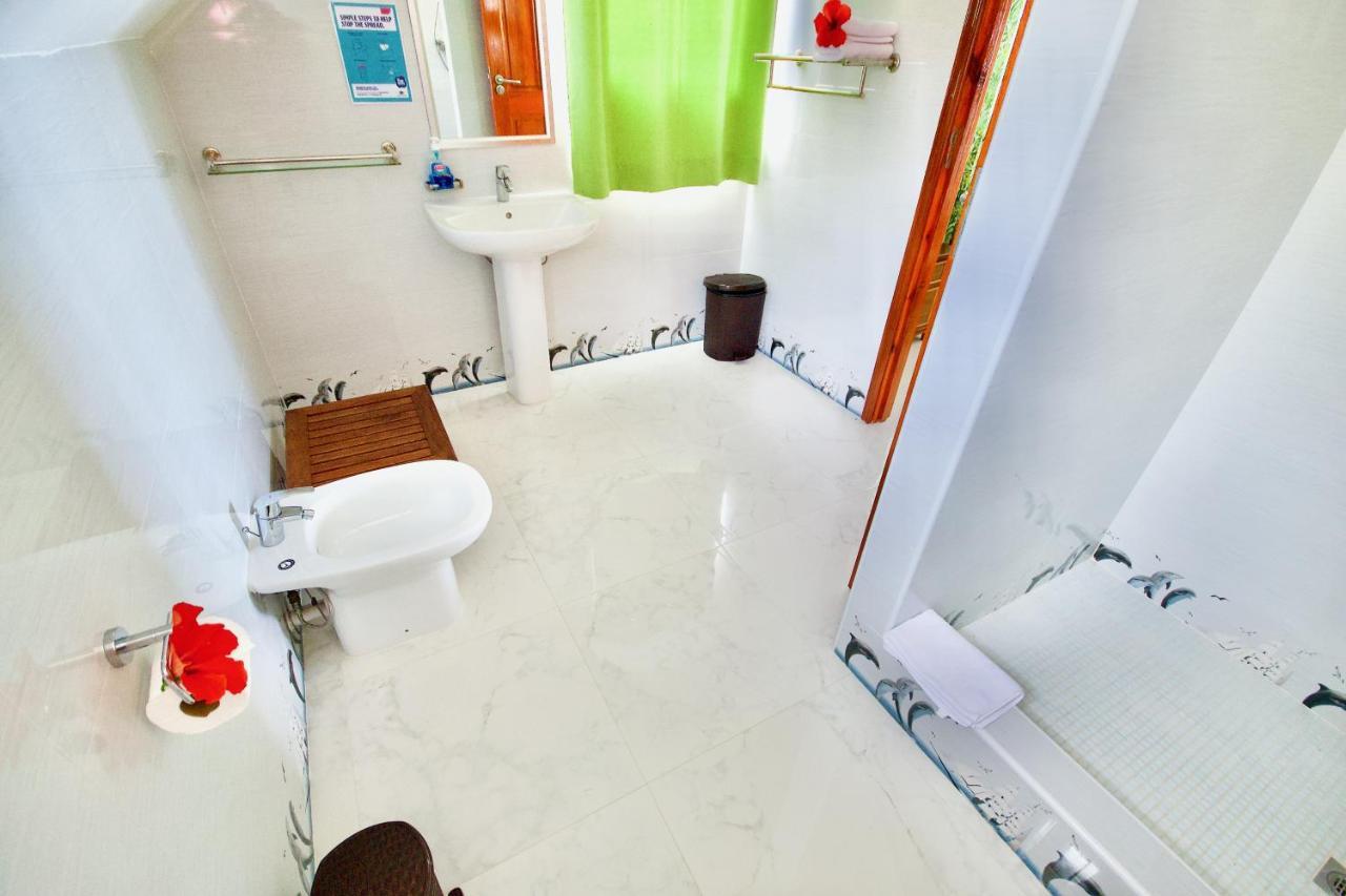 Sea Splash Self Catering And La Petite Maison Grand Anse  Bagian luar foto